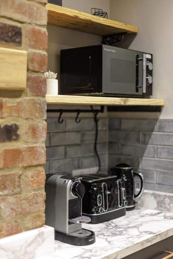 The Getaway! 3 Bed House - Plymouth - Sleeps 7 - Free Parking - Habita Property Екстериор снимка