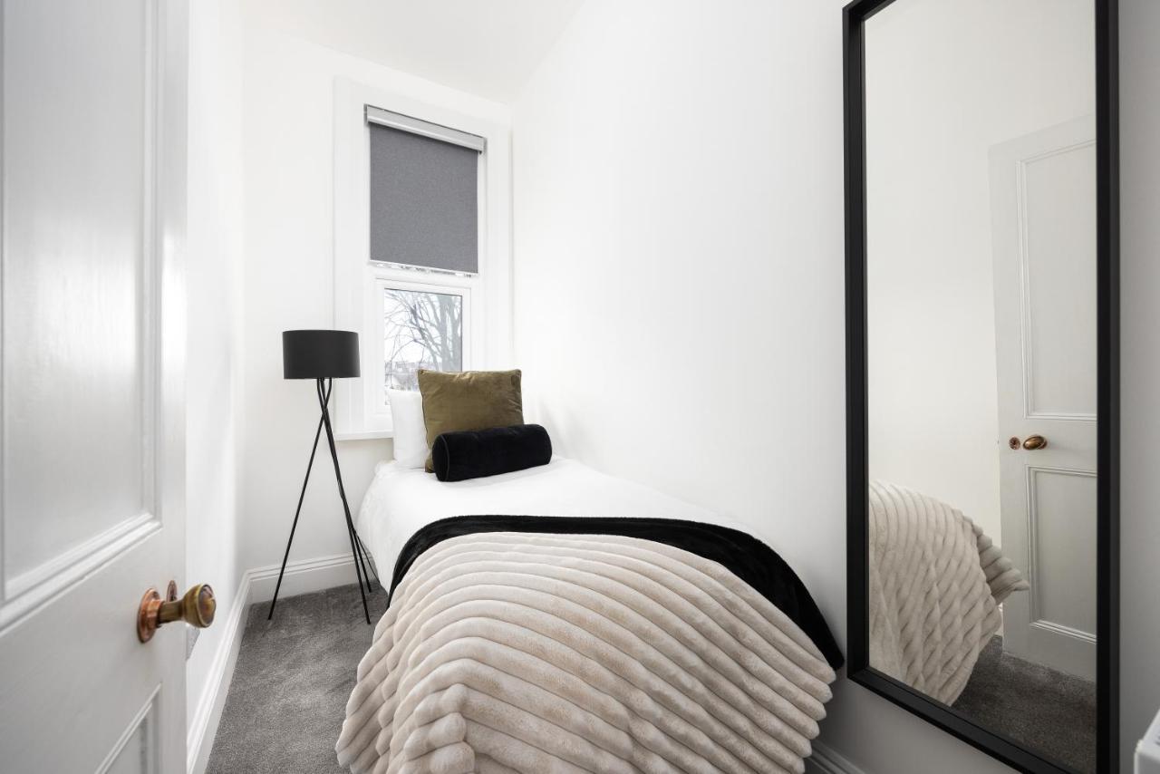 The Getaway! 3 Bed House - Plymouth - Sleeps 7 - Free Parking - Habita Property Екстериор снимка